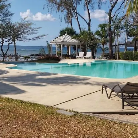 Holiday Sunset Beach Villa